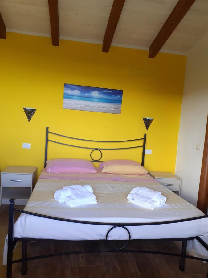 Gli Olivastri Con Piscina,Solarium, Vista Mare ,Sole -Mare E Tanta Natura ,Climatizzatore,Wifi Aglientu Dış mekan fotoğraf